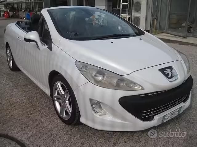 Usata Peugeot 308 CC 136 CV (100 kW) 2009 Bianco Cabrio