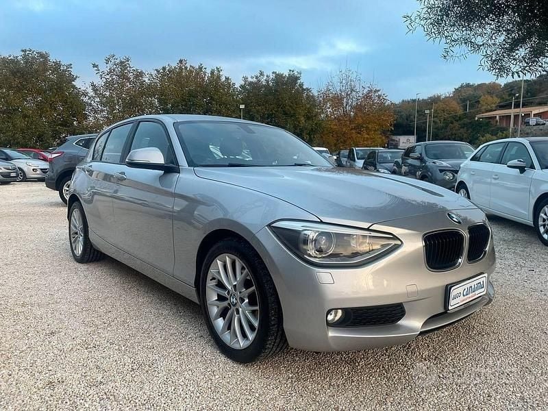 Grigio Usata 2015 BMW 116 Due volumi | 8490 € (Ottimo prezzo) - Immagine 1/4