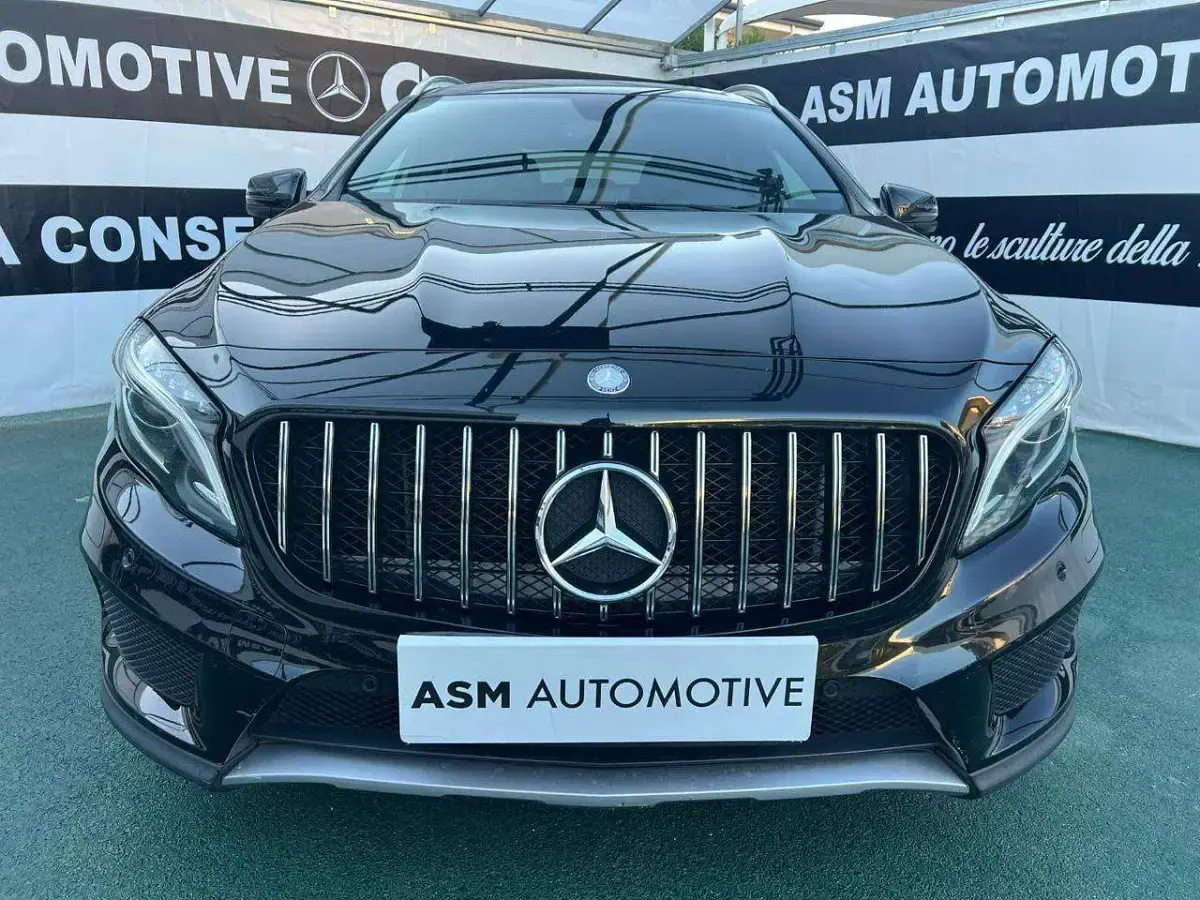 Usata Mercedes GLA220 Premium 177 CV (130 kW) 2016 Nero SUV