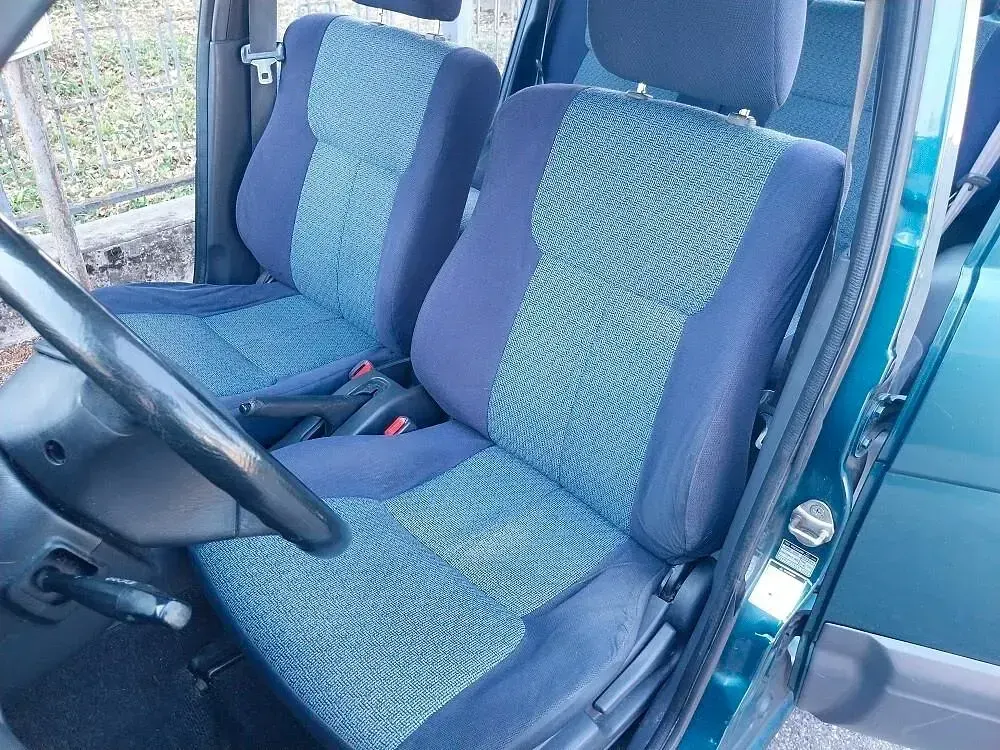 Usata Daihatsu Terios 85 CV (62 kW) 2003 Grigio SUV