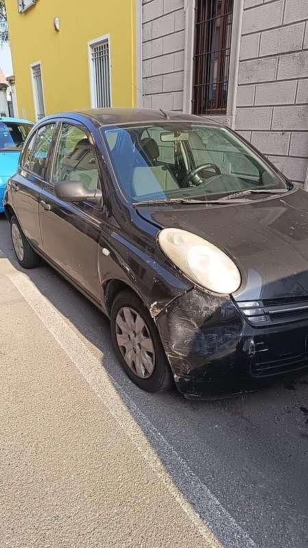 Usata Nissan Micra Visia 65 CV (47 kW) 2005 Berlina