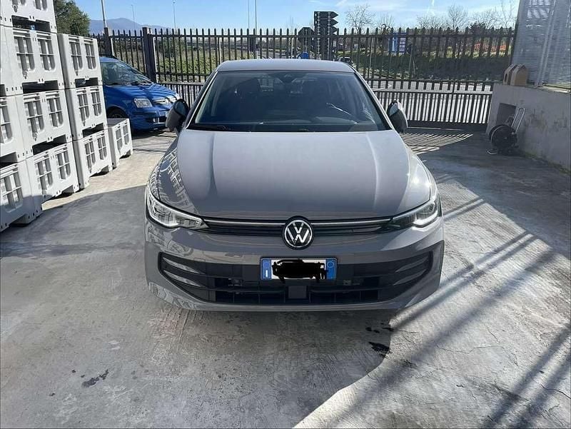 Usata VW Golf VIII Edition 150 CV (110 kW) 2024 Grigio Berlina