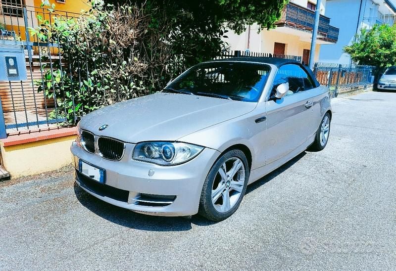 Usata BMW 120 Cabriolet Efficient Dynamics 170 CV (125 kW) 2009 Grigio Cabrio