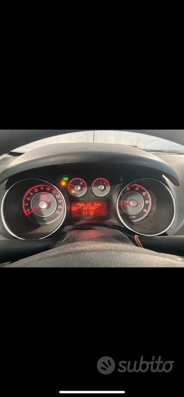 Usata Fiat Punto Evo 75 CV (55 kW) 2011 Utilitaria