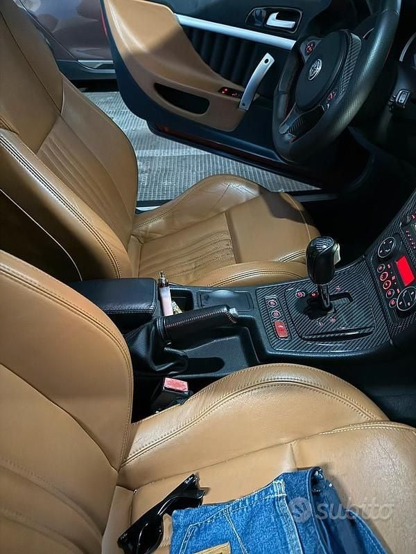 Käytetty Alfa Romeo Brera 200 HP (147 kW) 2009 Punainen Coupe - kaksiovinen