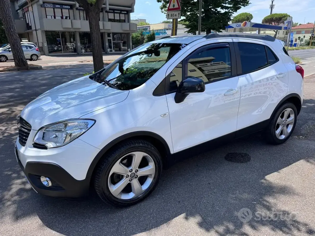 Usata Opel Mokka 131 CV (96 kW) 2014 Bianco SUV