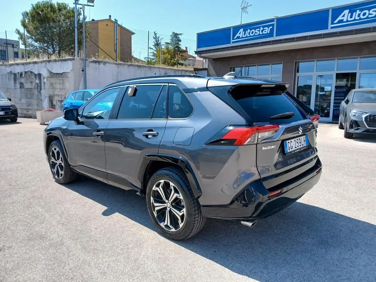 Usata Suzuki Across 184 CV (135 kW) 2021 Grigio SUV