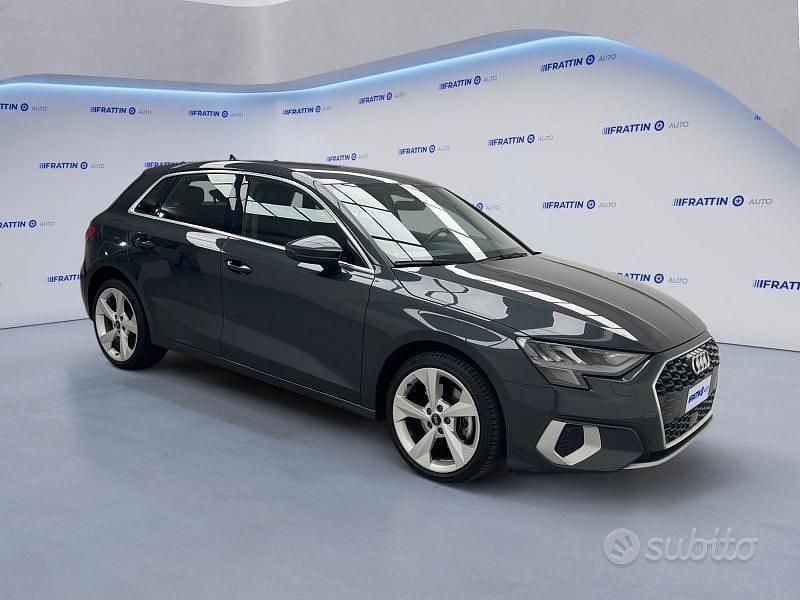 Usata Audi A3 Advanced 116 CV (85 kW) 2020 Grigio Berlina