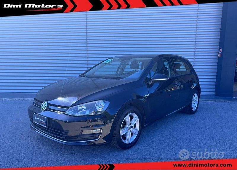 Nero Usata 2015 VW Golf Highline Tre volumi | 9600 € (Buon prezzo) - Immagine 1/4