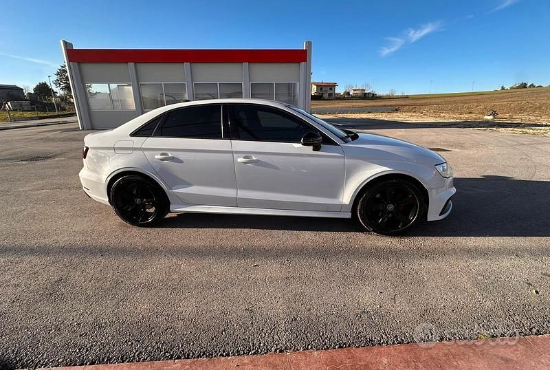 Usata Audi A3 S-Line 2017 Bianco Berlina