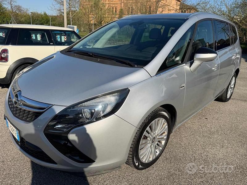 Usata Opel Zafira Tourer Cosmo 120 CV (88 kW) 2015 Grigio Monovolume
