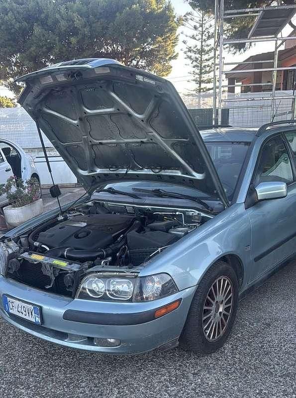 Usata Volvo V40 116 CV (85 kW) 2000 Station wagon
