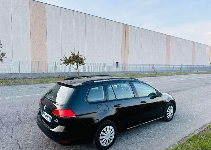 Usata VW Golf VII Trendline 102 CV (75 kW) 2015 Station wagon