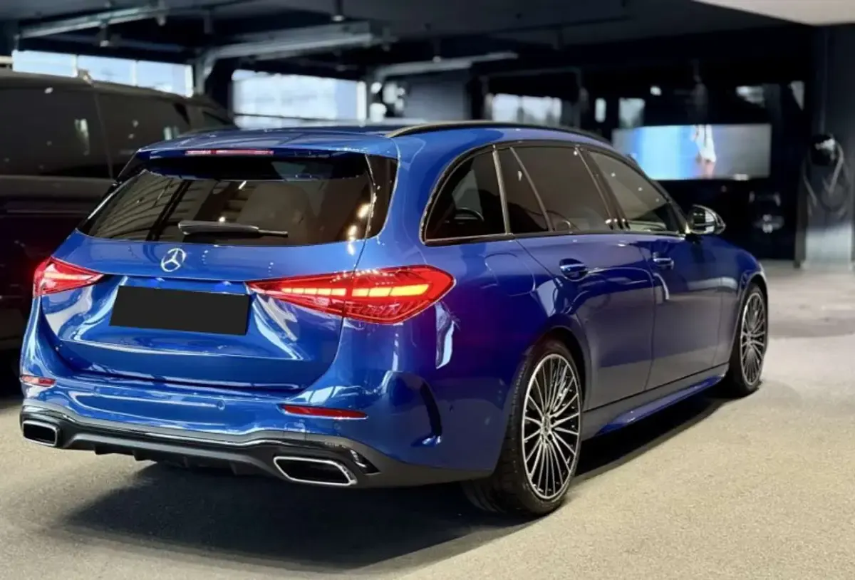 Usata Mercedes C220 Advanced 200 CV (147 kW) 2025 Blu/azzurro SUV