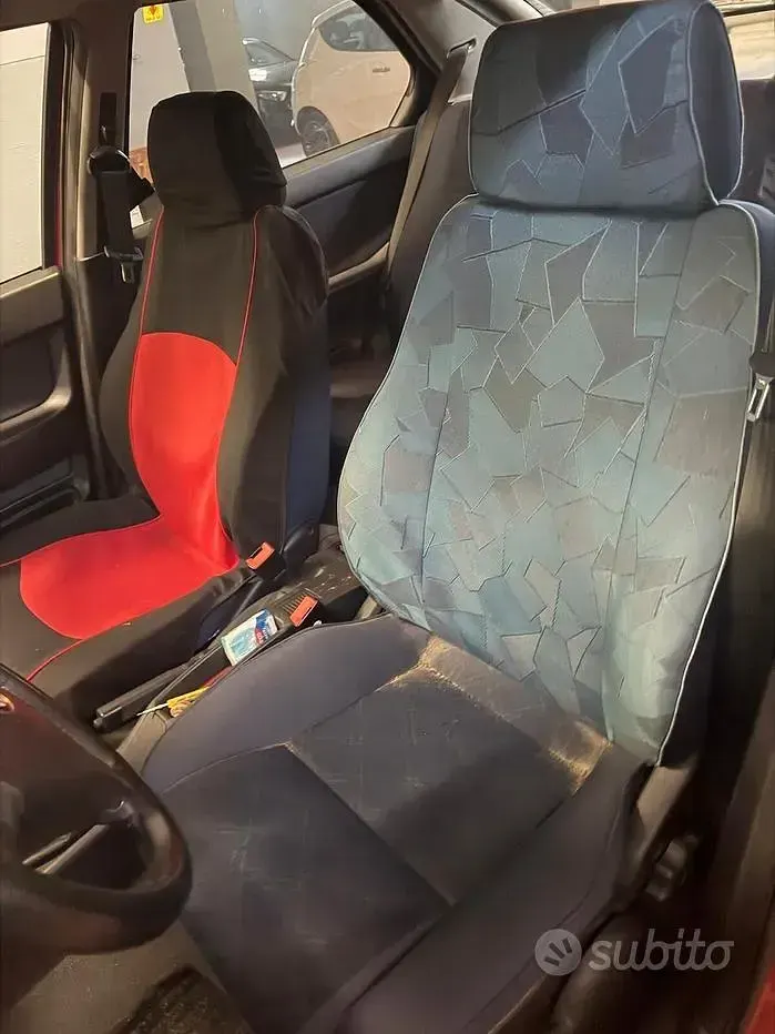Usata Alfa Romeo 146 103 CV (75 kW) 1998 Rosso Utilitaria