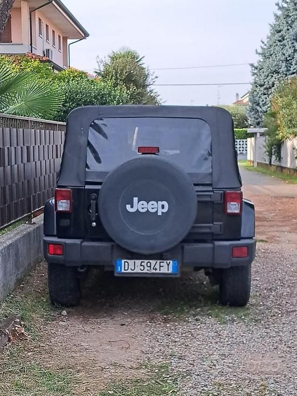 Usata Jeep Wrangler 2007 Nero SUV