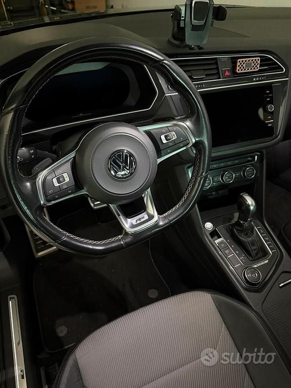 Usata VW Tiguan R-line 150 CV (110 kW) 2018 Nero SUV