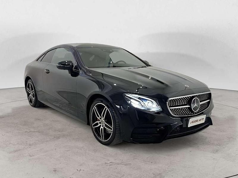 Usata Mercedes E220 Premium 194 CV (142 kW) 2017 Nero Coupé