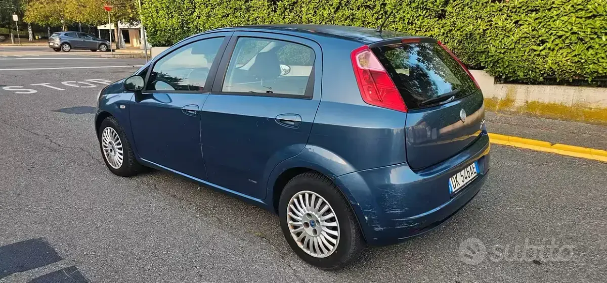 Usata Fiat Grande Punto 75 CV (55 kW) 2007 Blu Utilitaria