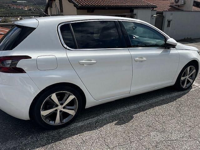 Usata Peugeot 308 Allure 131 CV (96 kW) 2020 Bianco Berlina