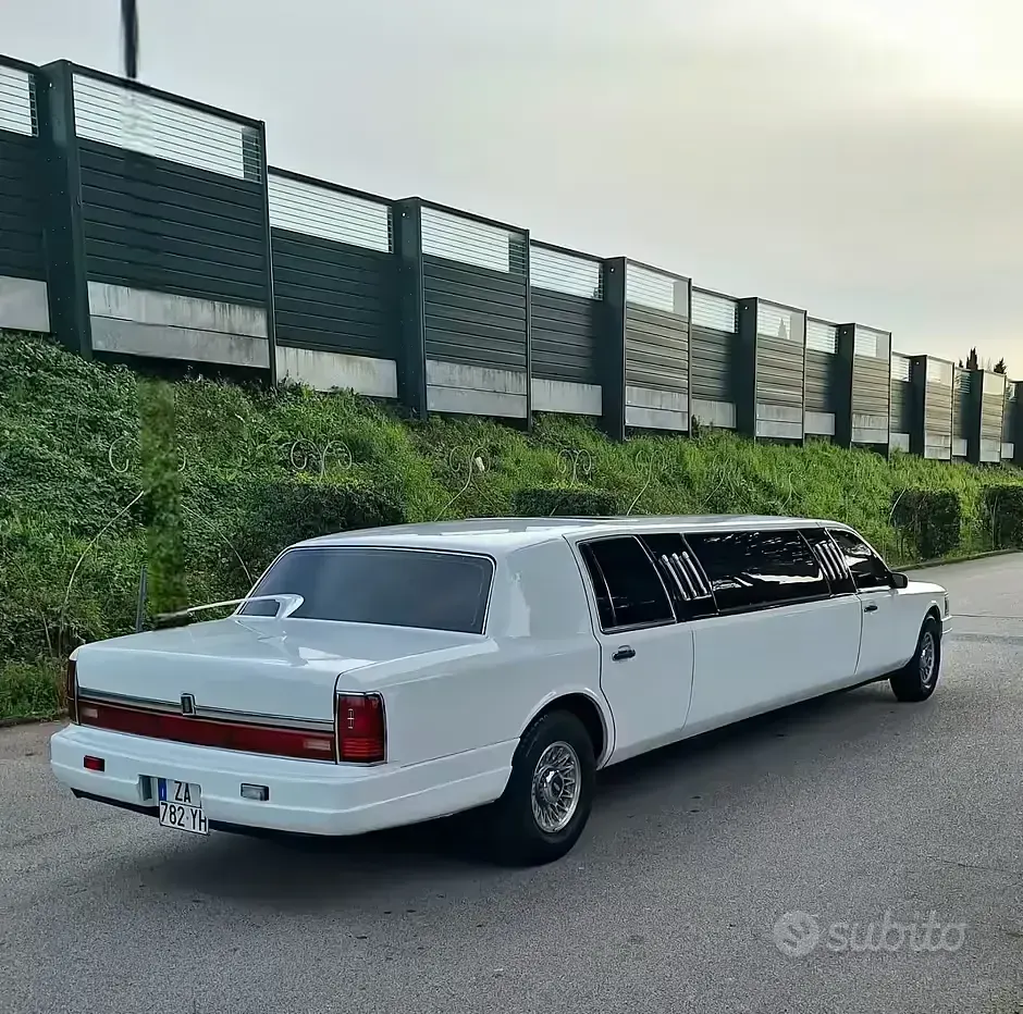 Usata Lincoln Continental 212 CV (155 kW) 1991 Bianco Berlina