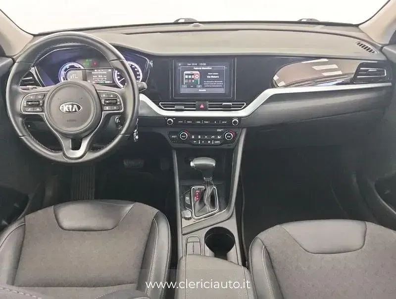 Usata Kia Niro Style 141 CV (103 kW) 2021 Bianco SUV