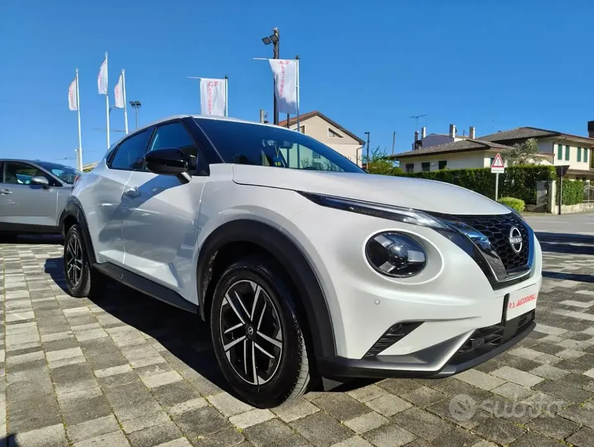Usata Nissan Juke N-Connecta 114 CV (83 kW) 2024 Bianco SUV
