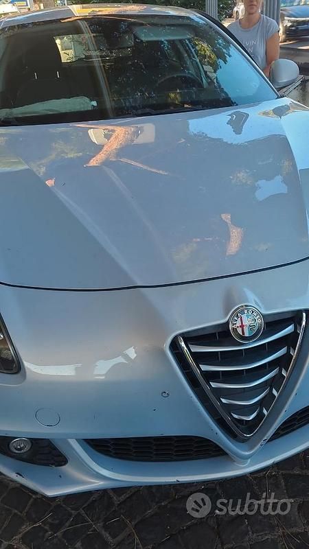 Usata Alfa Romeo Giulietta 120 CV (88 kW) 2015 Grigio Utilitaria