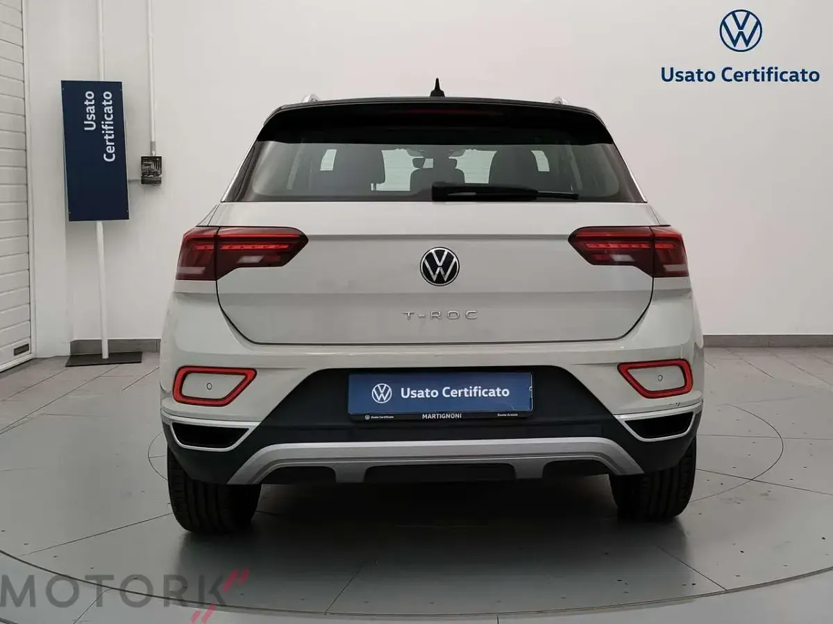 Usata VW T-Roc Style 150 CV (110 kW) 2023 Grigio SUV