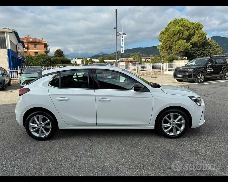 Usata Opel Corsa Elegance 101 CV (74 kW) 2024 Other Berlina