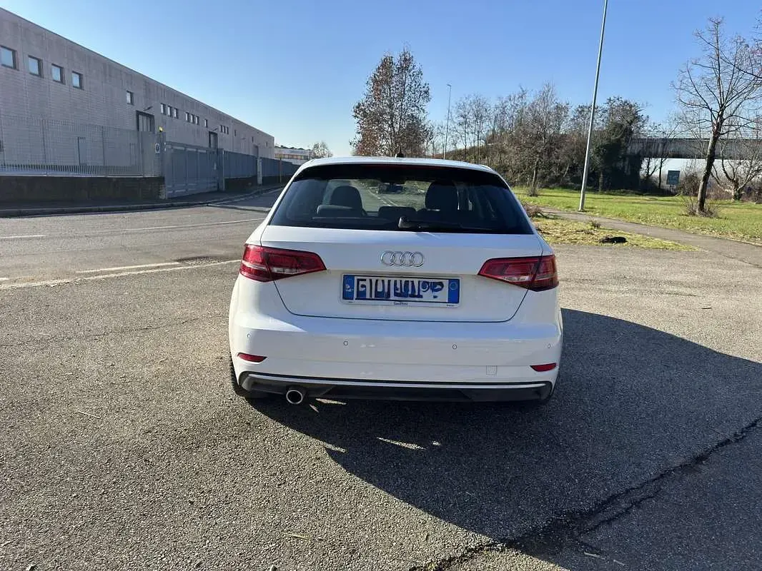 Usata Audi A3 Business 116 CV (85 kW) 2019 Berlina