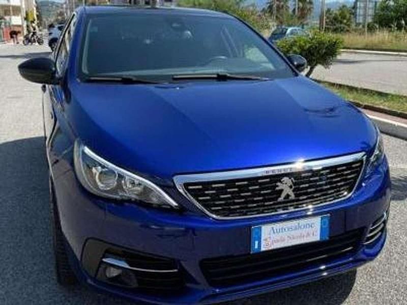 Usata Peugeot 308 GT-line 150 CV (110 kW) 2017 Blu/azzurro Berlina