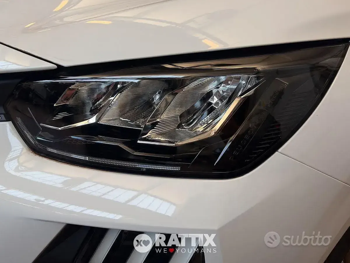 Usata Peugeot 208 Allure 136 CV (100 kW) 2025 Bianco banchisa Utilitaria