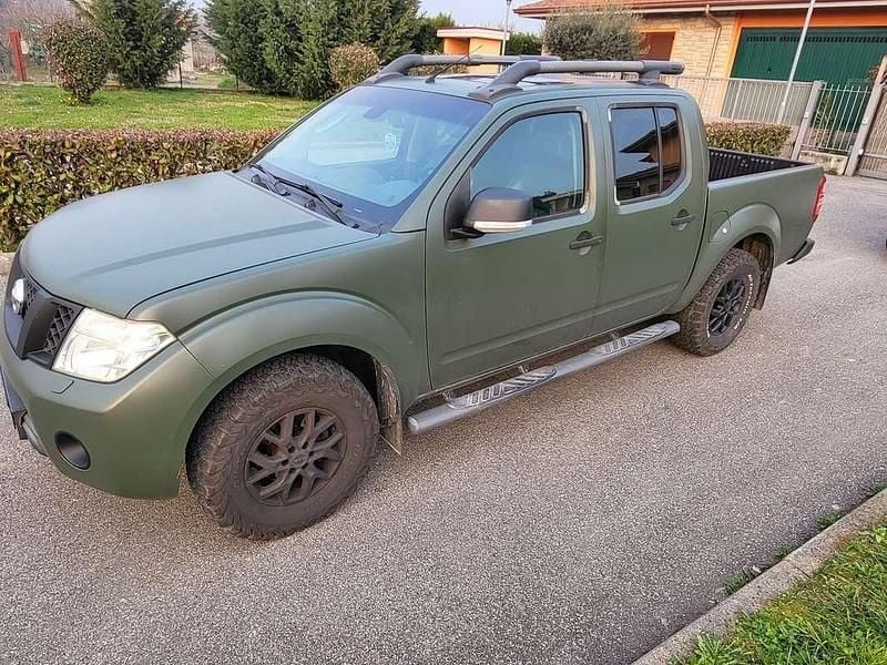 Usata Nissan Navara XE 190 CV (139 kW) 2010 Pick-up