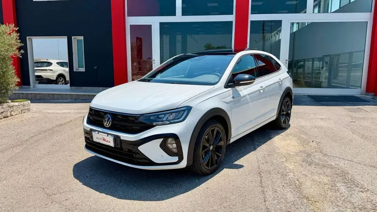 Usata VW Taigo R-line 116 CV (85 kW) 2024 Bianco met. SUV