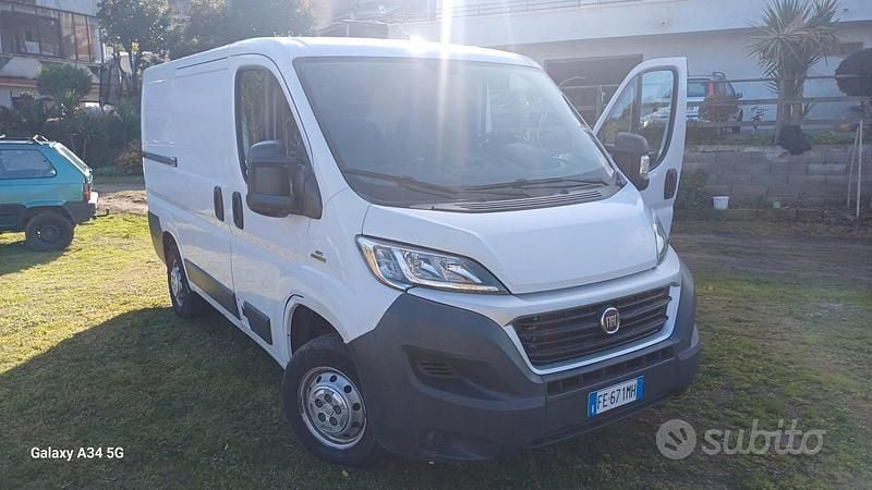 Bianco Usata 2016 Fiat Ducato Furgone | 12.000 € (Buon prezzo) - Immagine 1/4