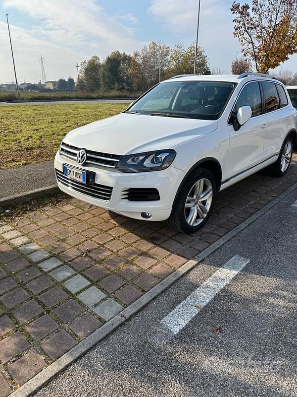 Usata VW Touareg 245 CV (180 kW) 2012 Bianco SUV