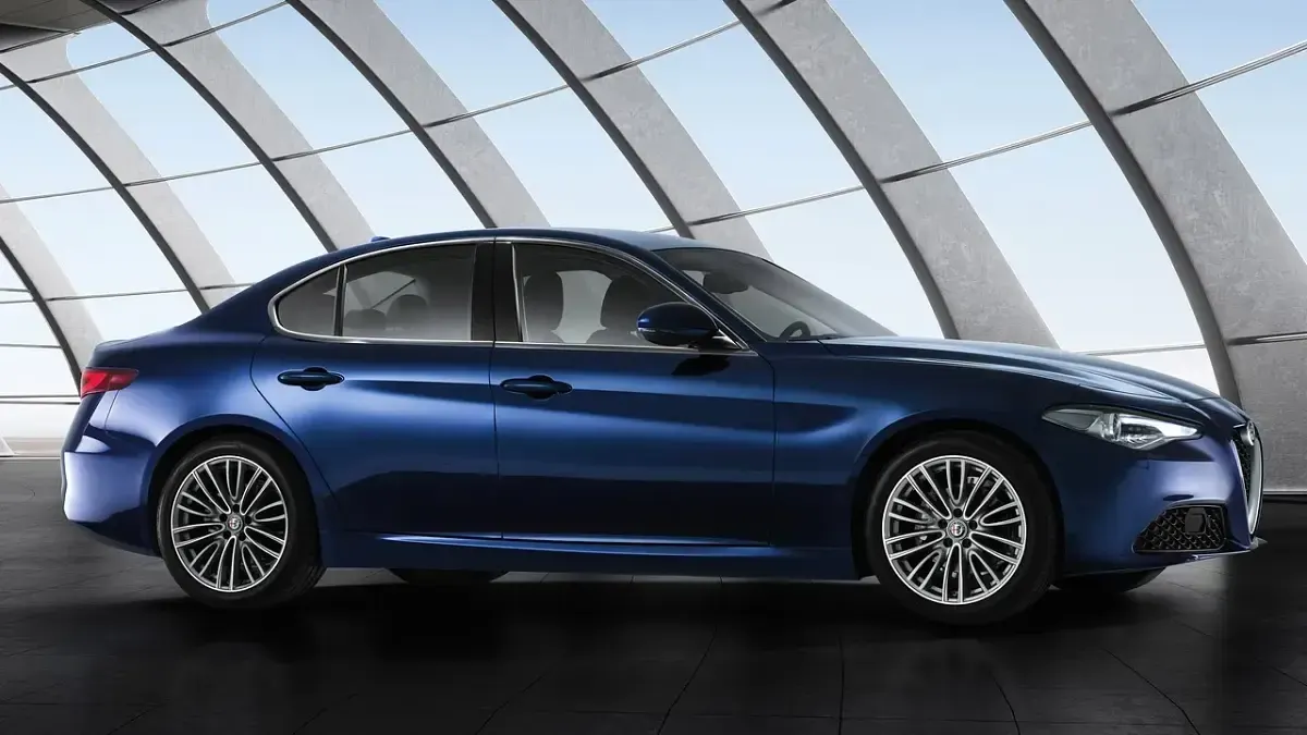 Nuova Alfa Romeo Giulia Sprint 160 CV (117 kW) 2026 Grigio moonlight Berlina