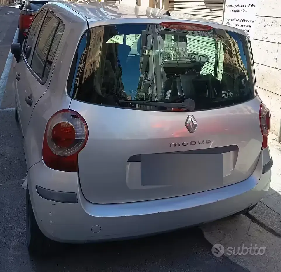 Usata Renault Modus 68 CV (50 kW) 2008 Grigio Monovolume