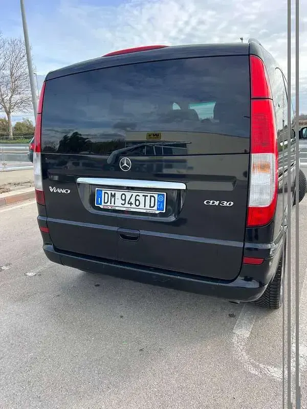 Usata Mercedes Viano 204 CV (150 kW) 2008 Nero Monovolume