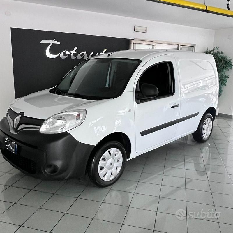 Usata Renault Kangoo 75 CV (55 kW) 2018 Bianco Monovolume