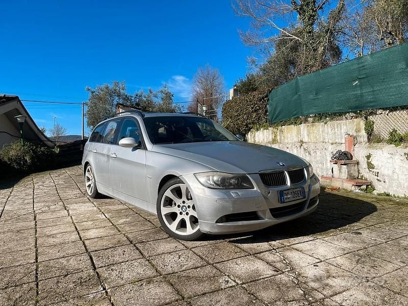 Usata BMW 320 Sport Line 177 CV (130 kW) 2007 Station wagon