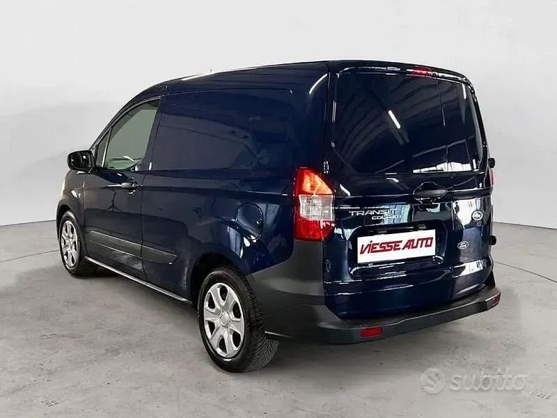 Usata Ford Tourneo Connect 100 CV (73 kW) 2022 Blu Monovolume