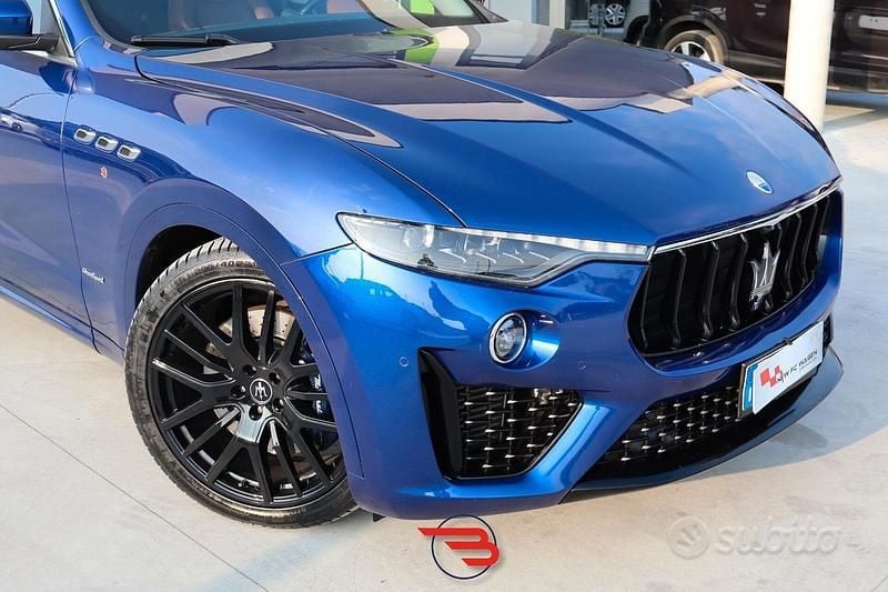 Usata Maserati Levante 250 CV (183 kW) 2019 Blu SUV
