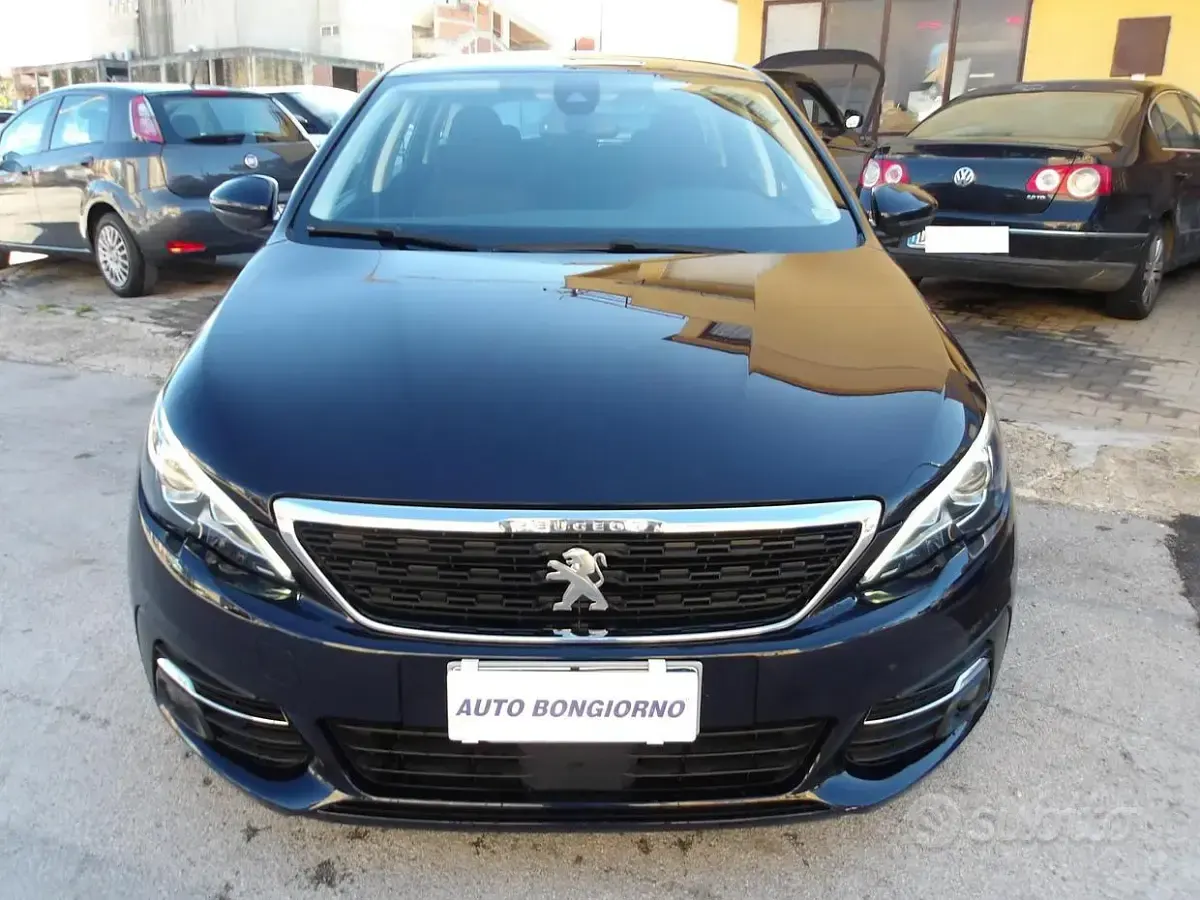 Usata Peugeot 308 SW Allure 131 CV (96 kW) 2019 Blu Station wagon