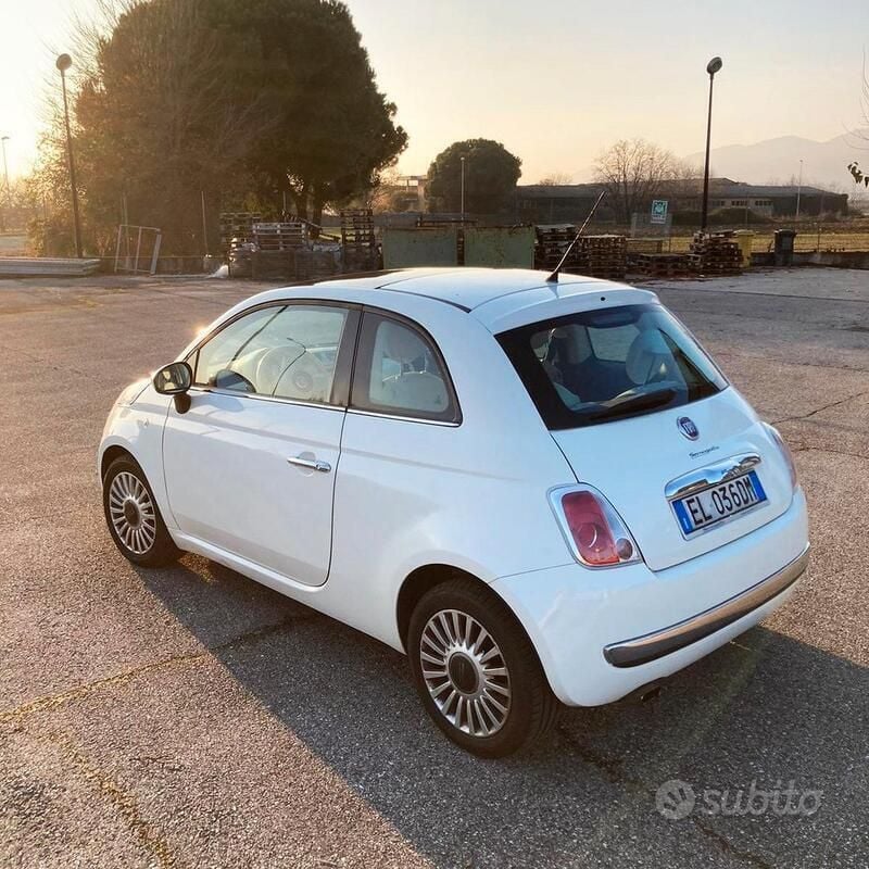 Usata Fiat 500 100 CV (73 kW) 2012 Bianco Utilitaria