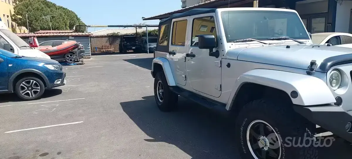 Usata Jeep Wrangler Unlimited 177 CV (130 kW) 2010 SUV