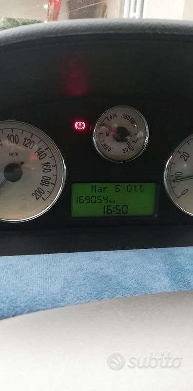 Usata Lancia Ypsilon 69 CV (50 kW) 2005 Grigio Utilitaria