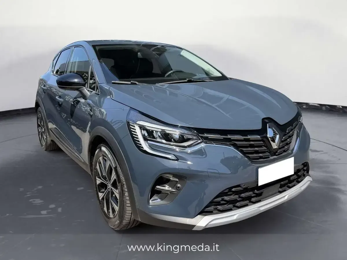 Usata Renault Captur Techno 143 CV (105 kW) 2023 Blu/azzurro SUV