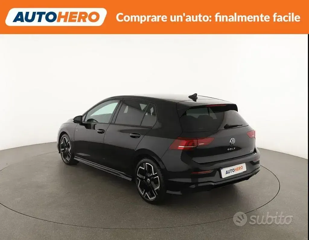 Usata VW Golf VIII R-line Plus 116 CV (85 kW) 2025 Nero Berlina